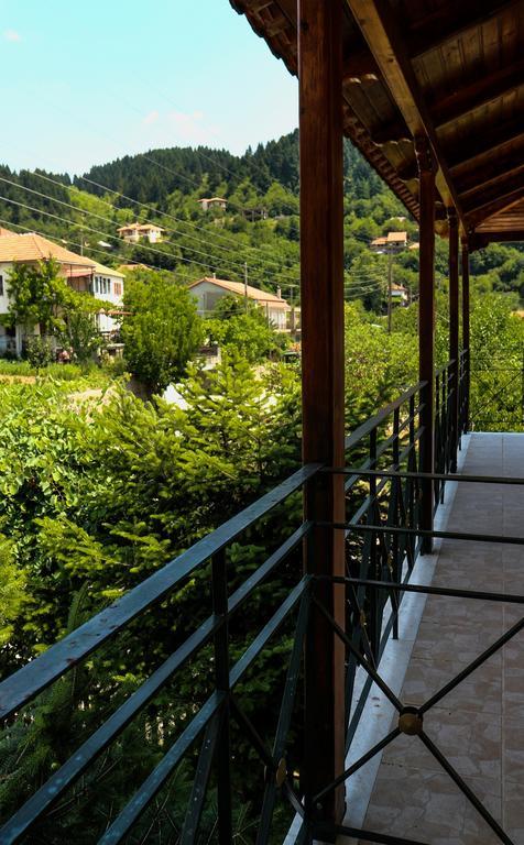 Hotel Elatofilito Athamanio Екстериор снимка